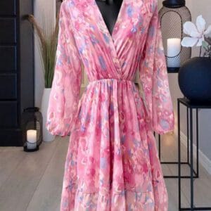 Robe rose colorée